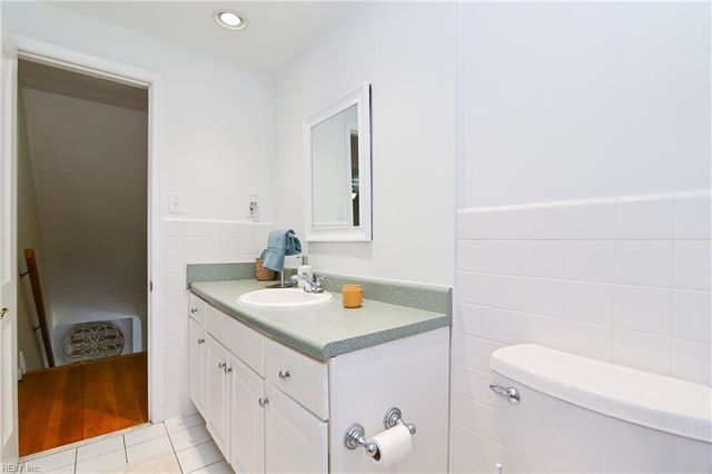 3208 Blue Ridge CT, Virginia Beach, VA 23452
