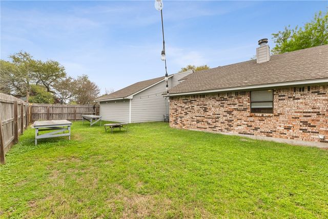 803 Camellia Court, College Station, TX 77840