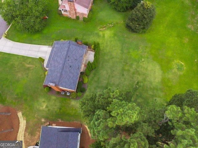647 Shannon Green Circle, Mableton, GA 30126