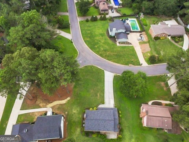 647 Shannon Green Circle, Mableton, GA 30126