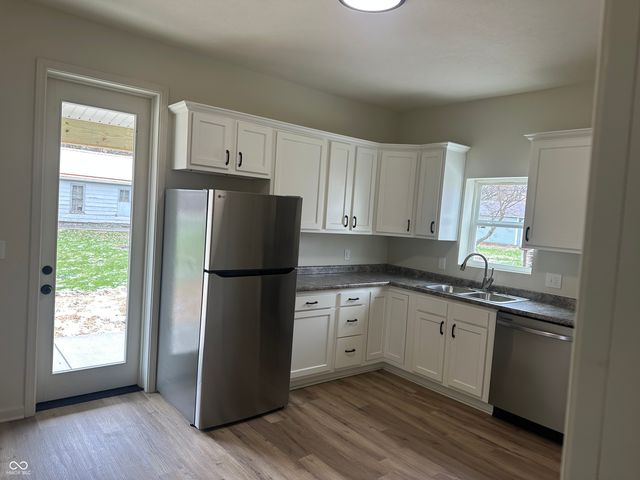 500 S Main Street, Veedersburg, IN 47987