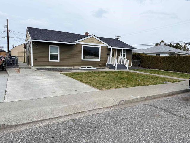1807 W Henry St, Pasco, WA 99301