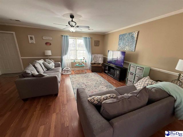 920 Fox Hollow Dr, Hartsville, SC 29550