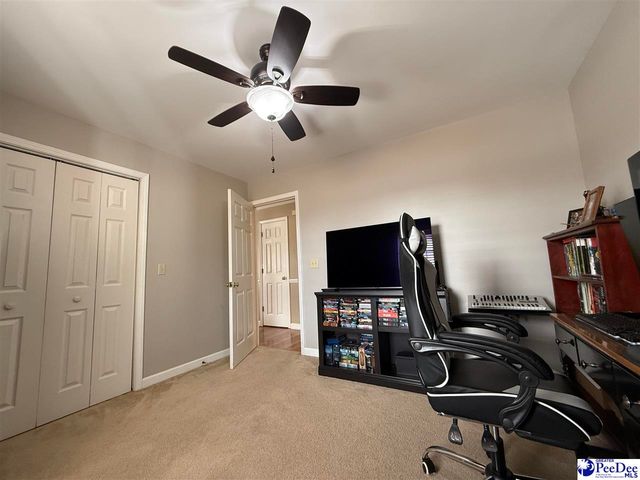 920 Fox Hollow Dr, Hartsville, SC 29550