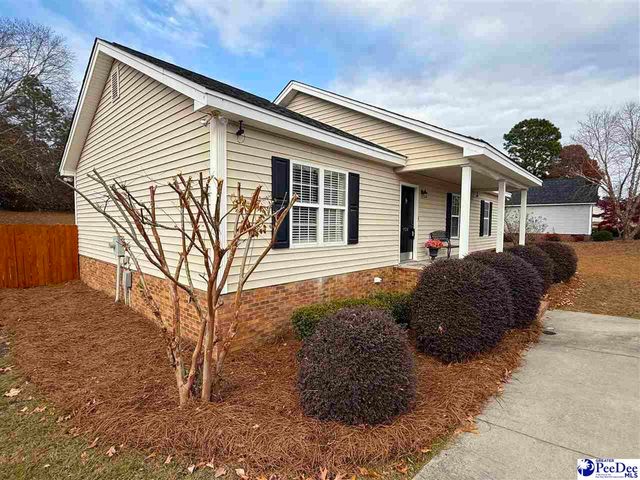 920 Fox Hollow Dr, Hartsville, SC 29550