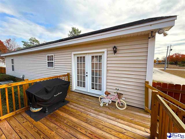 920 Fox Hollow Dr, Hartsville, SC 29550