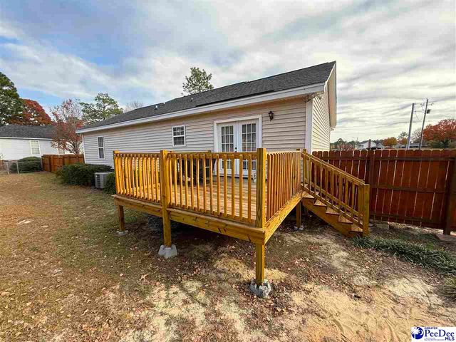 920 Fox Hollow Dr, Hartsville, SC 29550