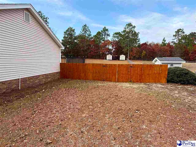 920 Fox Hollow Dr, Hartsville, SC 29550