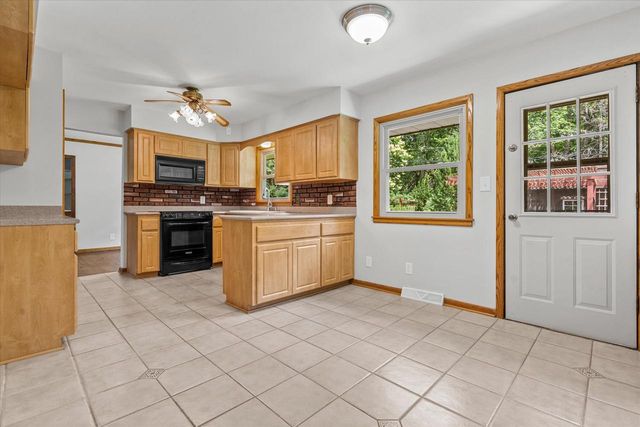 W136N8704 Esquire ROAD, Menomonee Falls, WI 53051