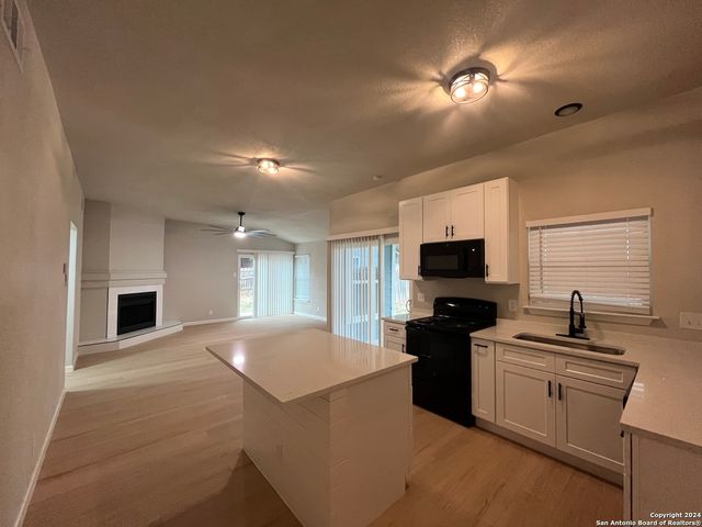 7151 Sunlit Trail, San Antonio, TX 78244