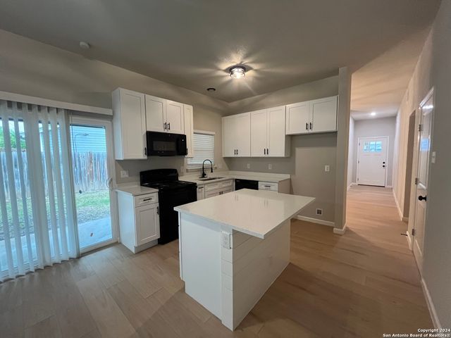 7151 Sunlit Trail, San Antonio, TX 78244