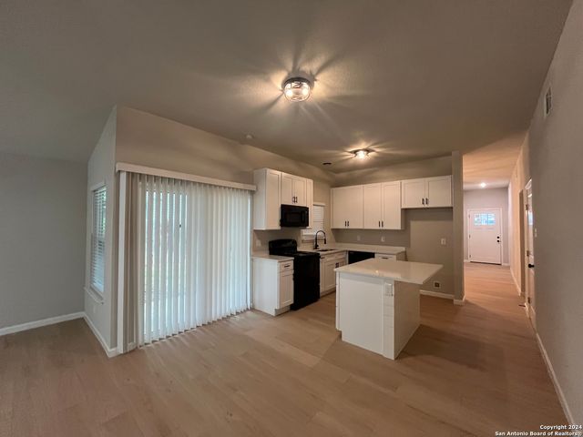 7151 Sunlit Trail, San Antonio, TX 78244