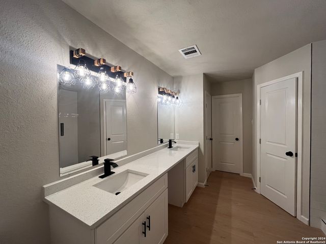 7151 Sunlit Trail, San Antonio, TX 78244