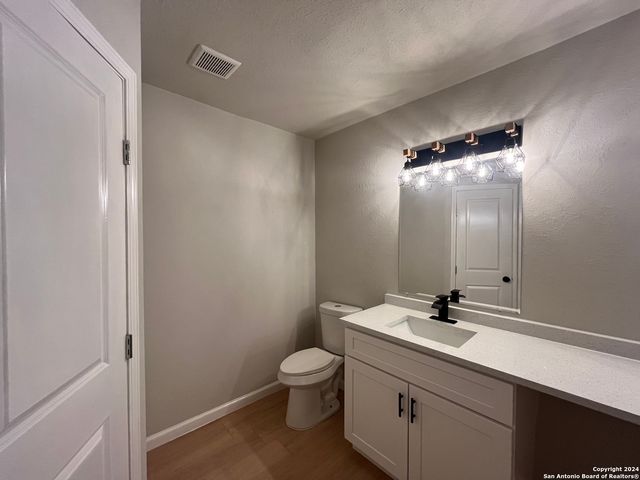 7151 Sunlit Trail, San Antonio, TX 78244