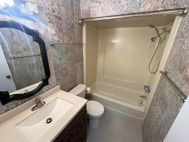 3606 BENEVA ROAD 504, Sarasota, FL 34232