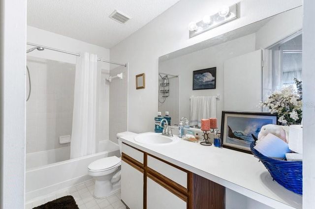 2231 CASCADES BOULEVARD 304, Kissimmee, FL 34741