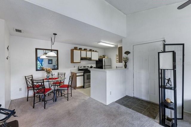 2231 CASCADES BOULEVARD 304, Kissimmee, FL 34741