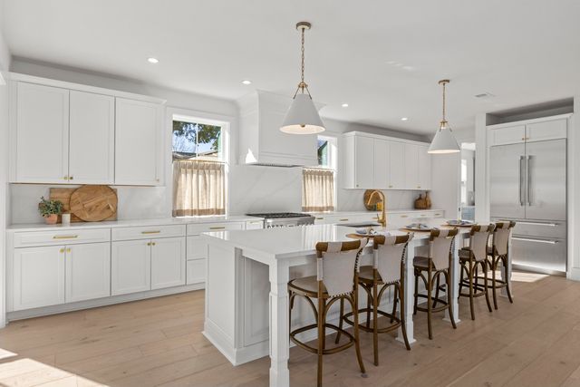 931 Kincade Drive, Mount Pleasant, SC 29464