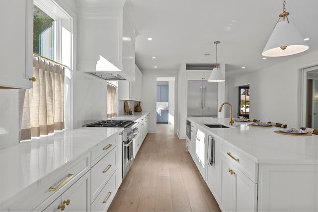 931 Kincade Drive, Mount Pleasant, SC 29464