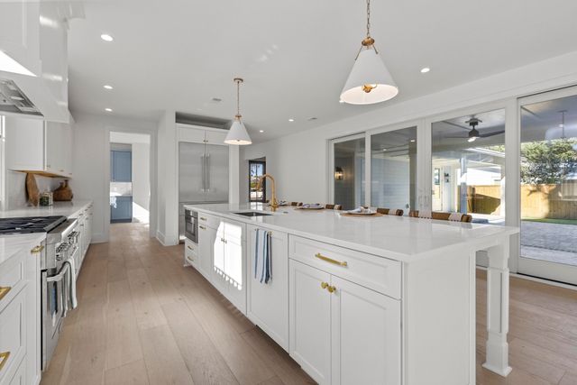 931 Kincade Drive, Mount Pleasant, SC 29464