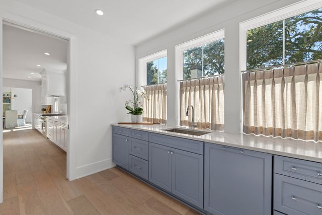 931 Kincade Drive, Mount Pleasant, SC 29464