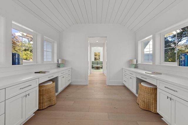 931 Kincade Drive, Mount Pleasant, SC 29464