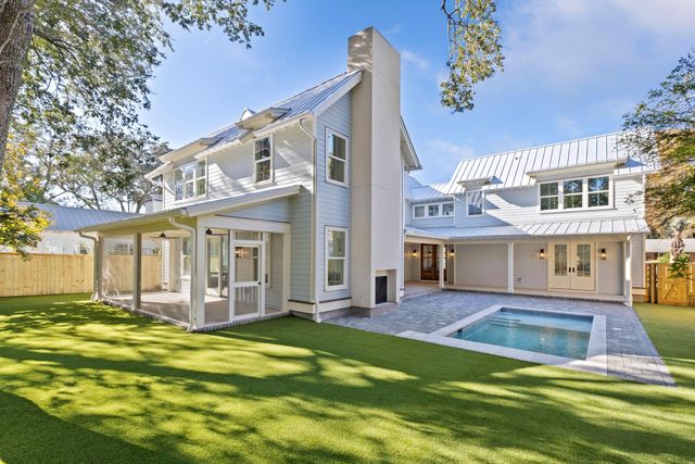 931 Kincade Drive, Mount Pleasant, SC 29464