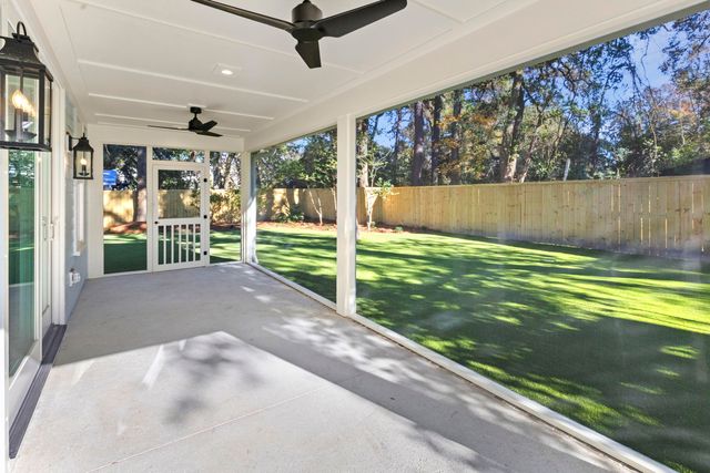 931 Kincade Drive, Mount Pleasant, SC 29464