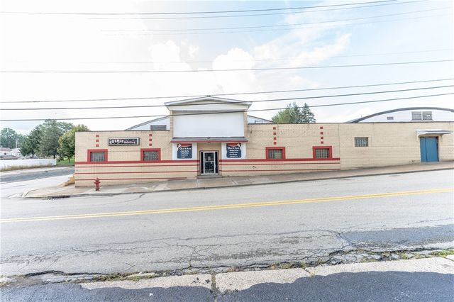 200 Baughman Ave, Jeannette, PA 15644