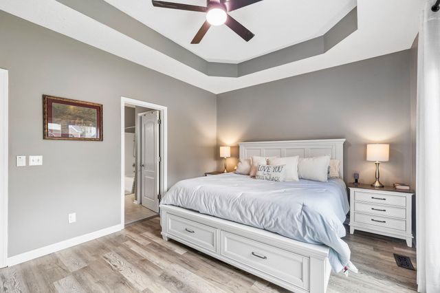 2504 Oak Hill Dr, Murfreesboro, TN 37130