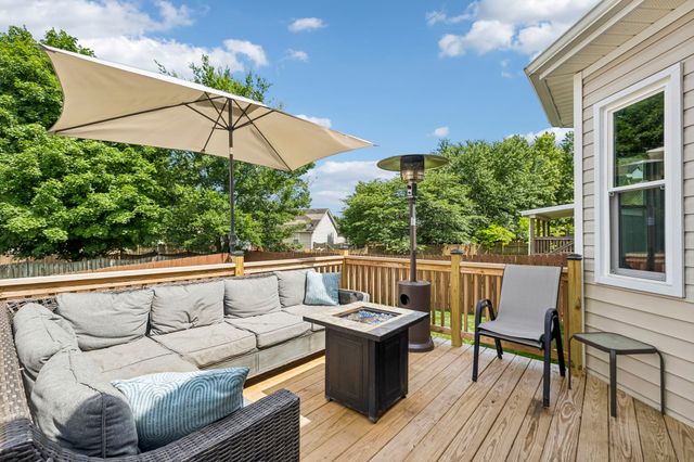 2504 Oak Hill Dr, Murfreesboro, TN 37130