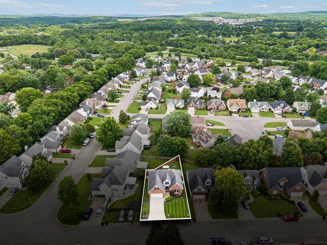 2504 Oak Hill Dr, Murfreesboro, TN 37130