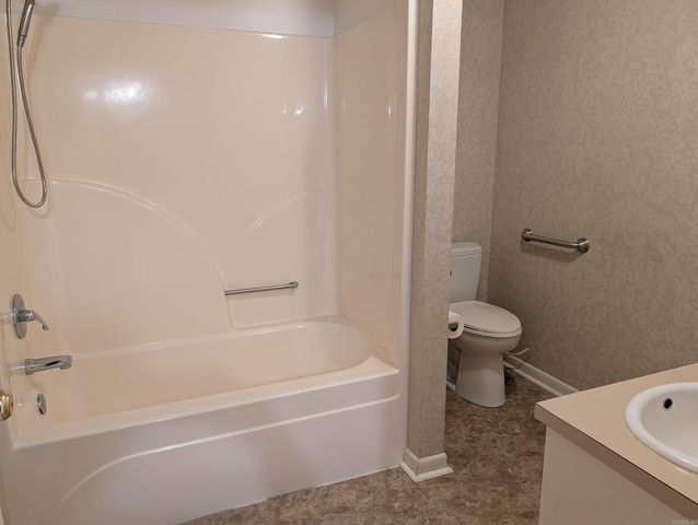 12 Bayou Cove Cir Circle, Mcgehee, AR 71654