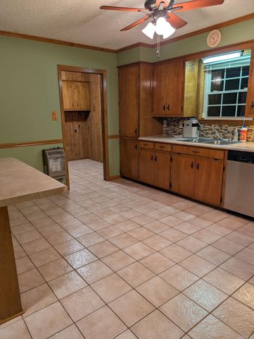 12 Bayou Cove Cir Circle, Mcgehee, AR 71654