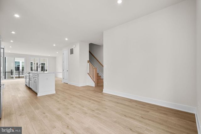 13922 AVIATION PL, Herndon, VA 20171