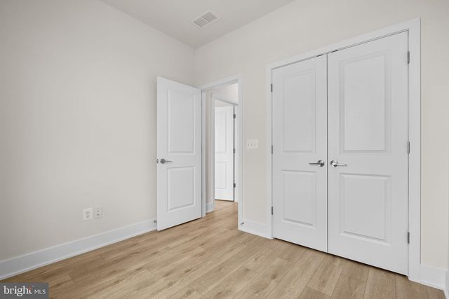 13922 AVIATION PL, Herndon, VA 20171