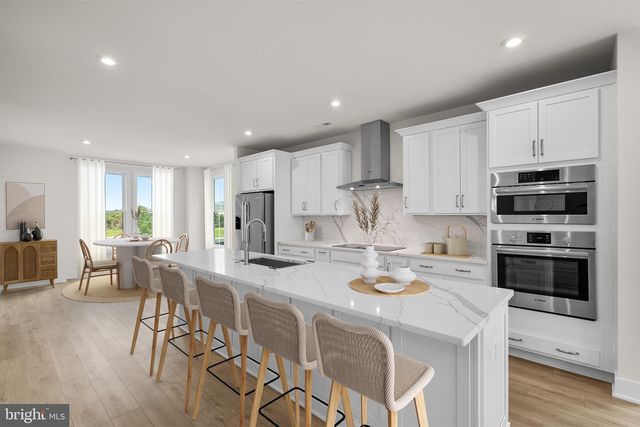 13922 AVIATION PL, Herndon, VA 20171