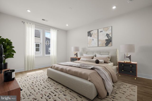 13922 AVIATION PL, Herndon, VA 20171