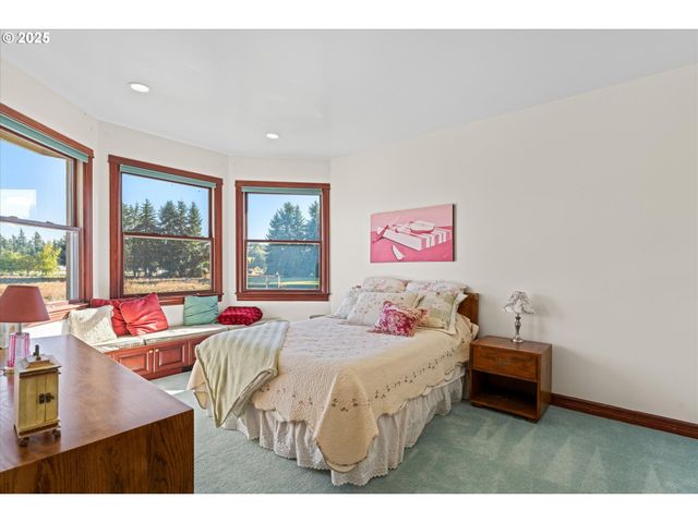 13680 Sw MORGAN Rd, Sherwood, OR 97140