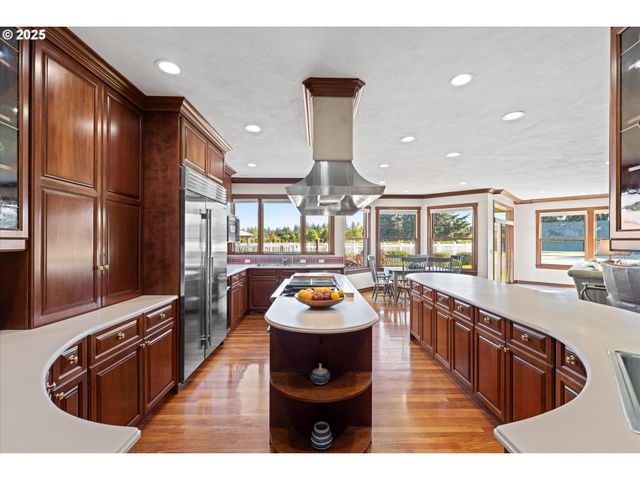 13680 Sw MORGAN Rd, Sherwood, OR 97140