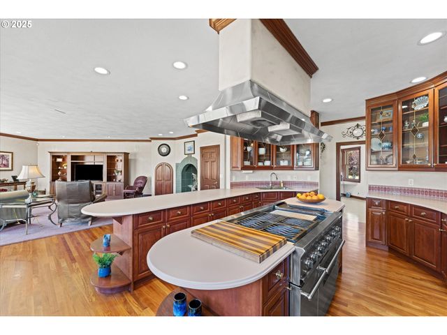 13680 Sw MORGAN Rd, Sherwood, OR 97140