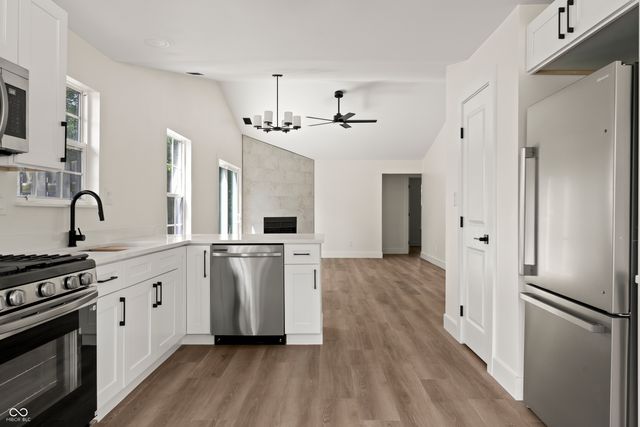 7496 Wood Court, Fishers, IN 46038