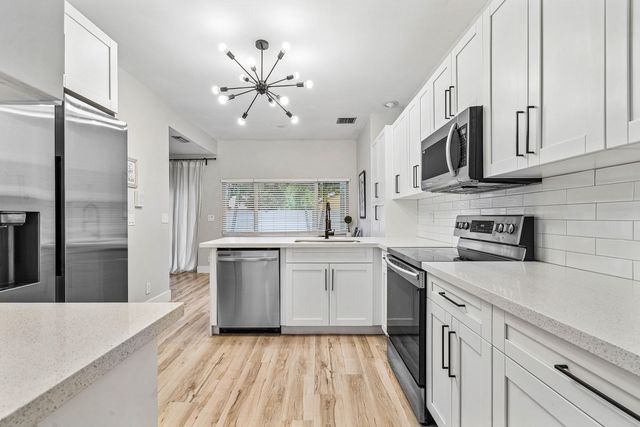 7674 Solimar Circle, Boca Raton, FL 33433