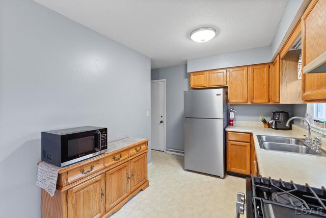 902 N Union Street, Tecumseh, MI 49286