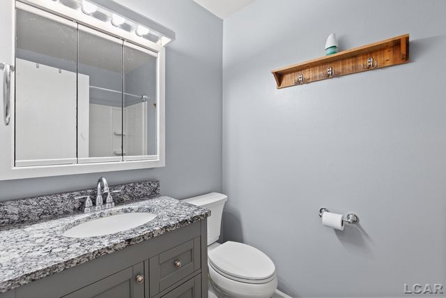 902 N Union Street, Tecumseh, MI 49286
