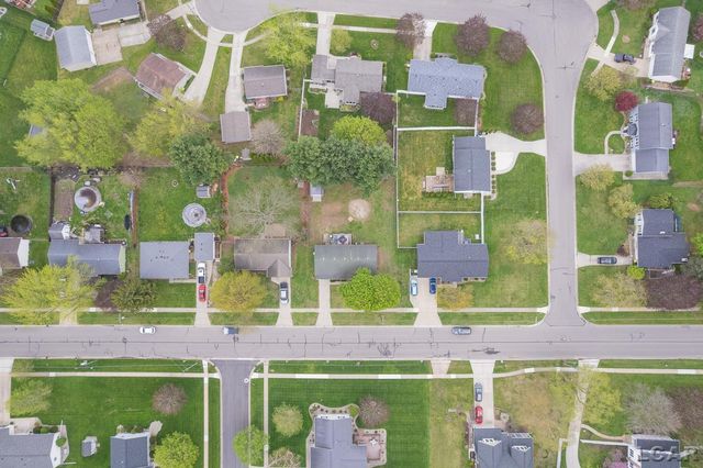 902 N Union Street, Tecumseh, MI 49286