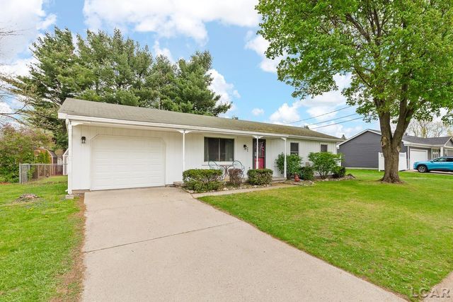 902 N Union Street, Tecumseh, MI 49286