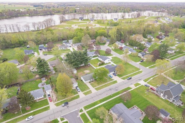 902 N Union Street, Tecumseh, MI 49286