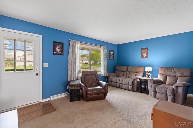 902 N Union Street, Tecumseh, MI 49286