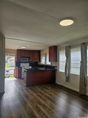 2361 Pauoa Road A, Honolulu, HI 96813